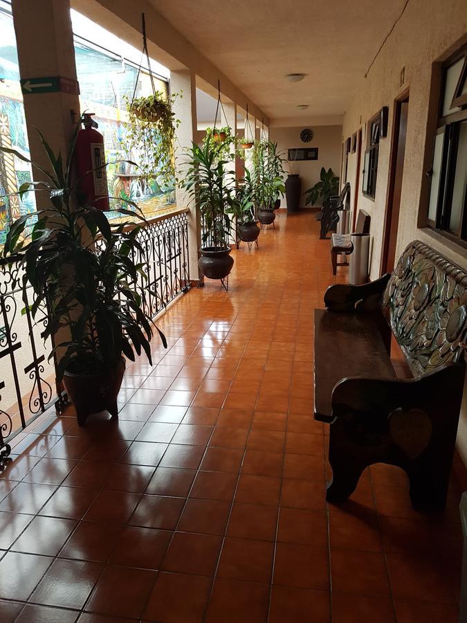 Hotel Nuevo Cupatitzio Uruapan  Zewnętrze zdjęcie