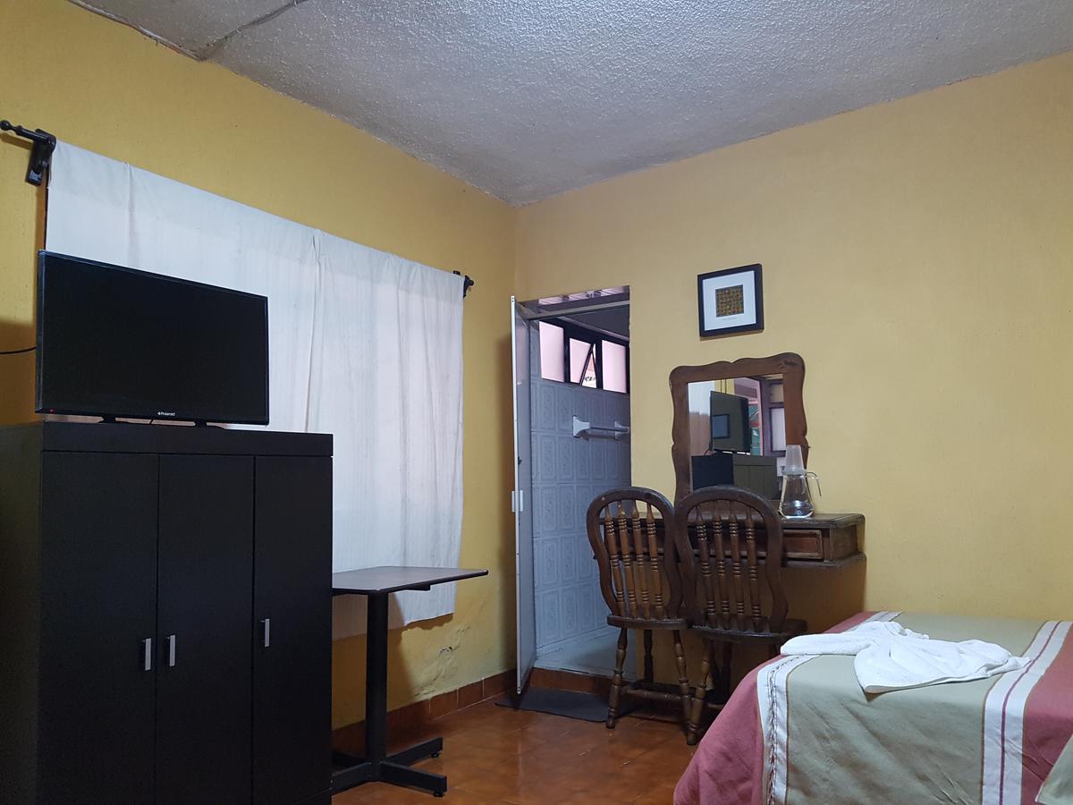 Hotel Nuevo Cupatitzio Uruapan  Zewnętrze zdjęcie