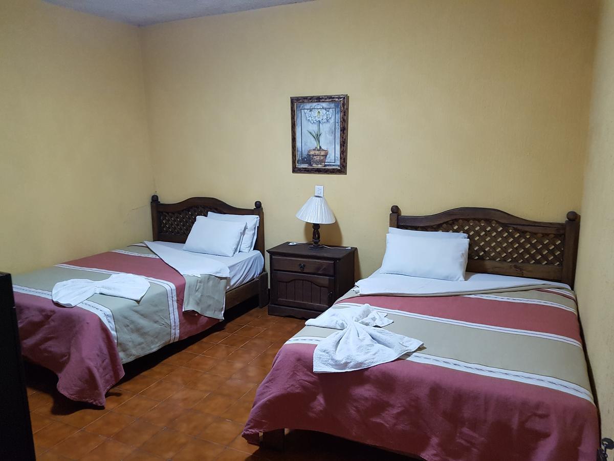 Hotel Nuevo Cupatitzio Uruapan  Zewnętrze zdjęcie