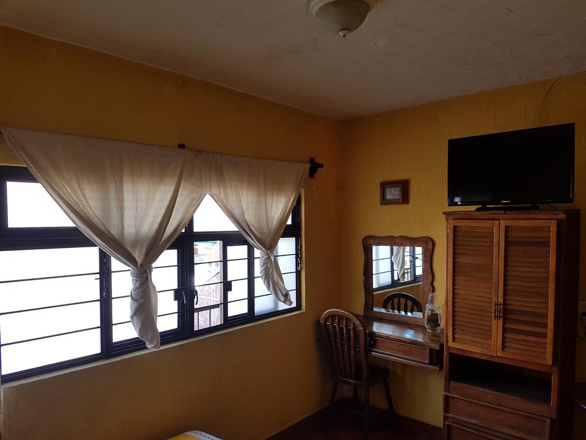 Hotel Nuevo Cupatitzio Uruapan  Zewnętrze zdjęcie