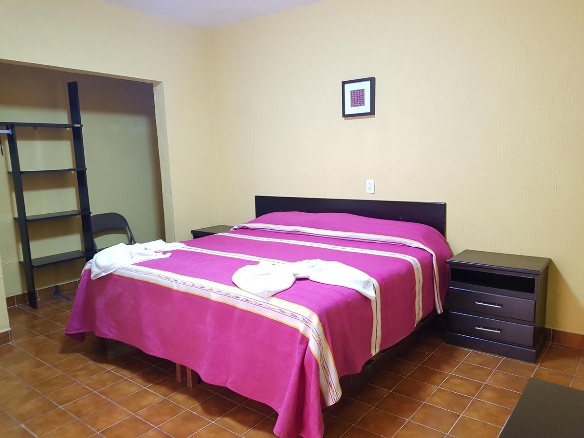 Hotel Nuevo Cupatitzio Uruapan  Zewnętrze zdjęcie